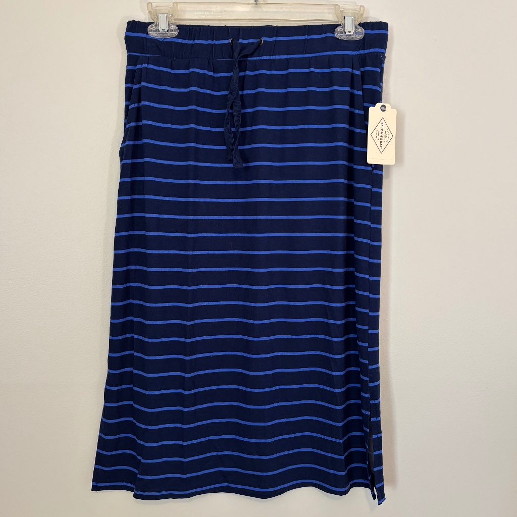 St. Johnâs Bay Blue Striped S Soft Skirt With Pockets